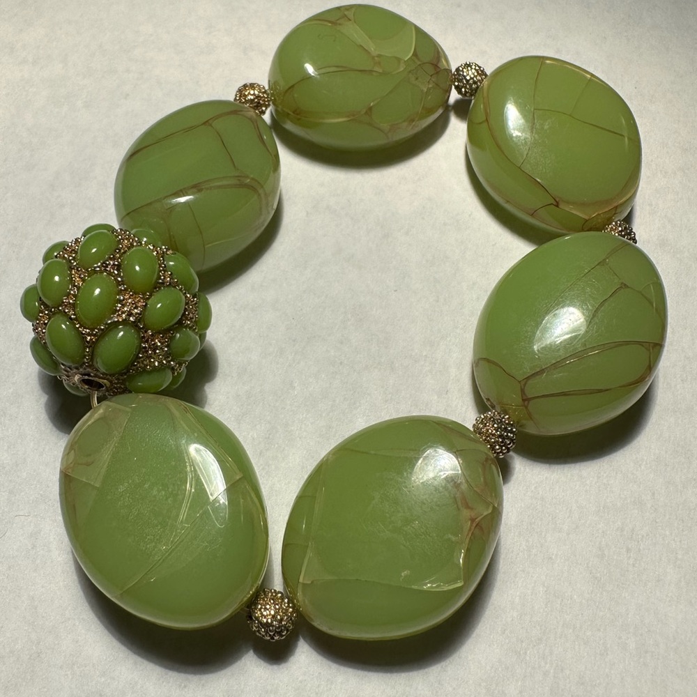 Beautiful Bracelet, Fashion Jewelry, (PLEASE SEND OFFERS)